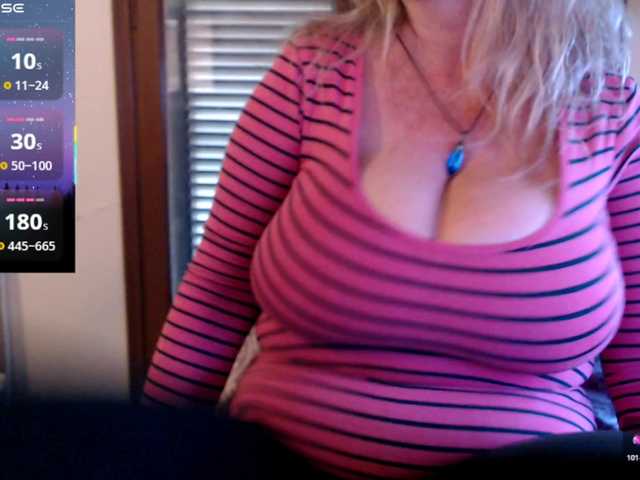 JennaDeluxe's BongaCams show and profile