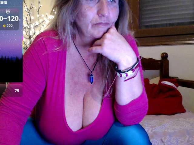 JennaDeluxe's BongaCams show and profile