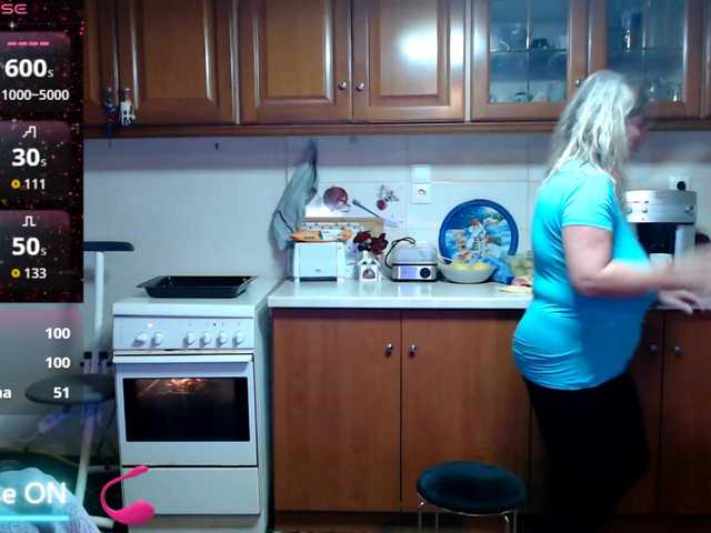 JennaDeluxe's BongaCams show and profile