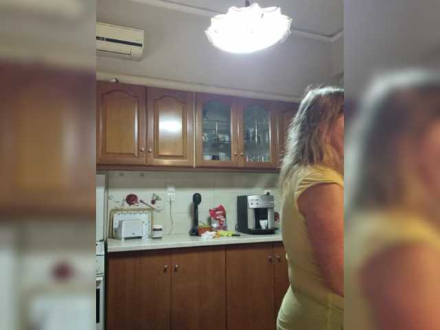 JennaDeluxe's BongaCams show and profile