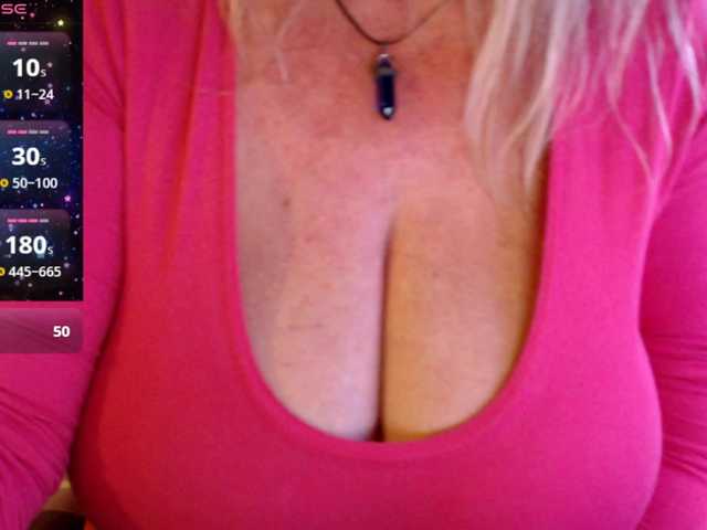 JennaDeluxe's BongaCams show and profile