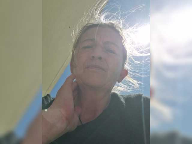 JennaDeluxe's BongaCams show and profile