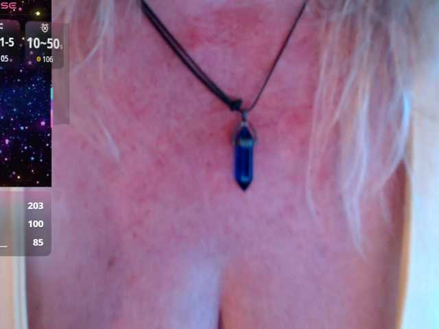 JennaDeluxe's BongaCams show and profile