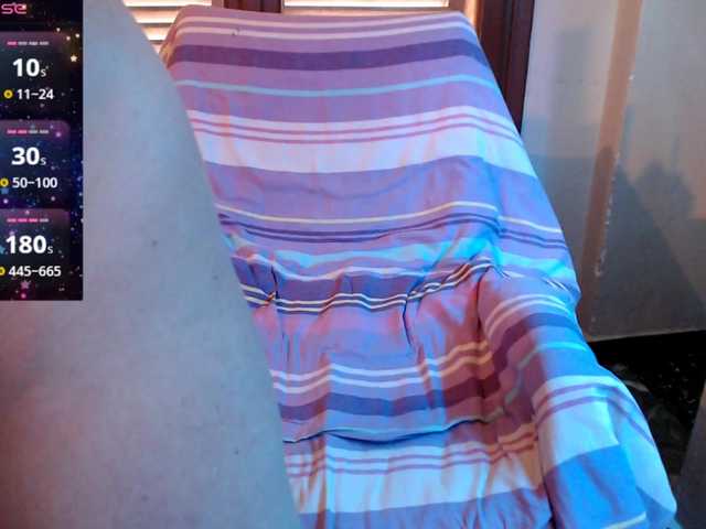 JennaDeluxe's BongaCams show and profile