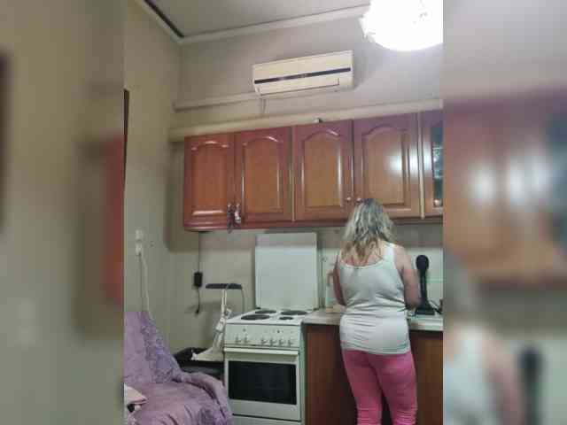 JennaDeluxe JennaDeluxe