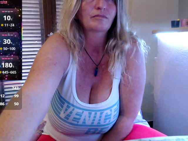 JennaDeluxe JennaDeluxe