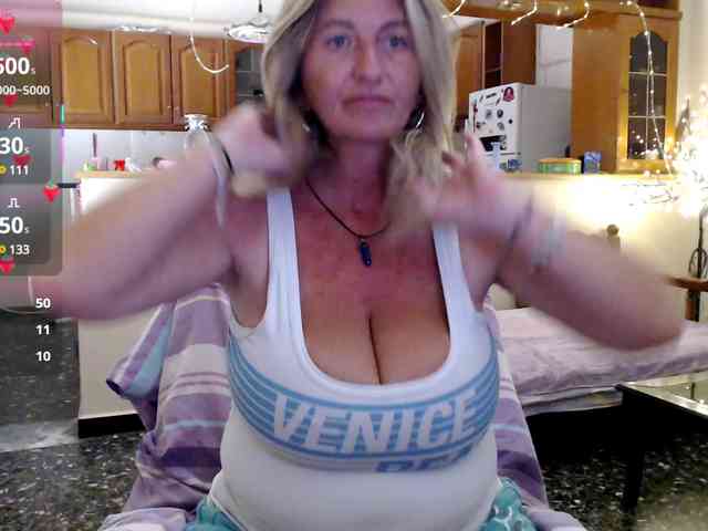 JennaDeluxe webcam