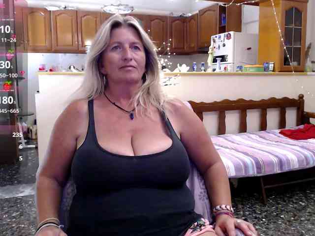 JennaDeluxe webcam