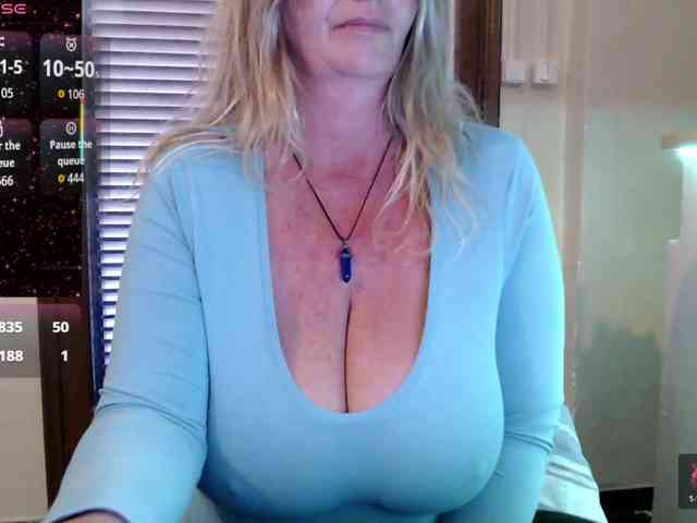 JennaDeluxe JennaDeluxe