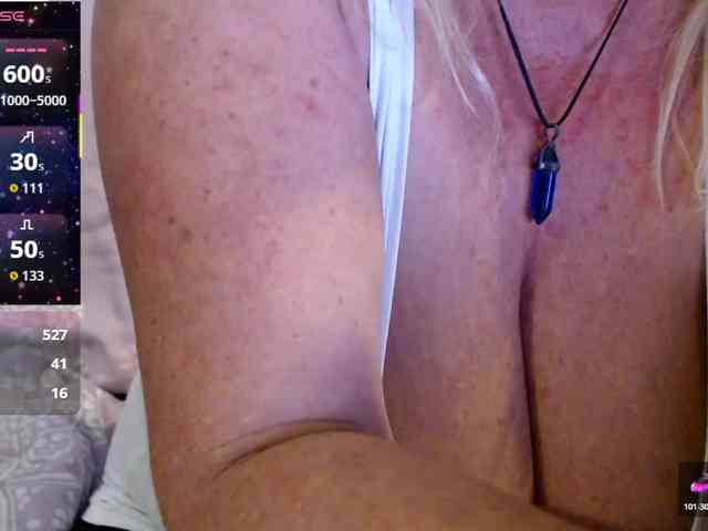 JennaDeluxe webcam