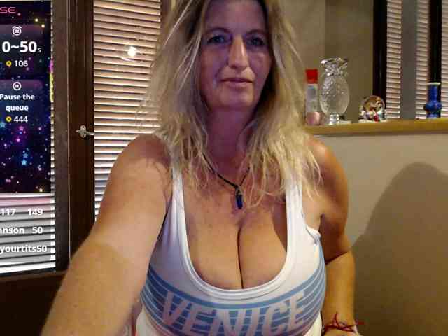JennaDeluxe webcam