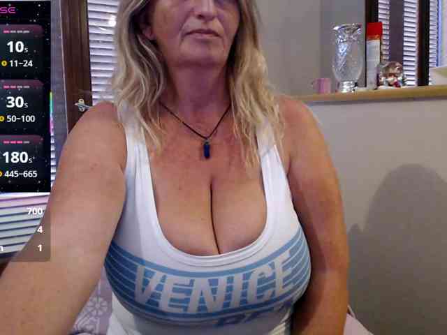JennaDeluxe webcam