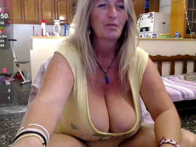 JennaDeluxe webcam