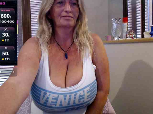 JennaDeluxe webcam