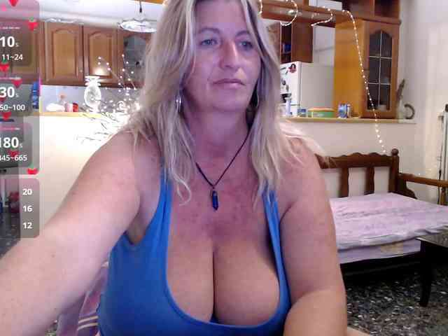 JennaDeluxe webcam