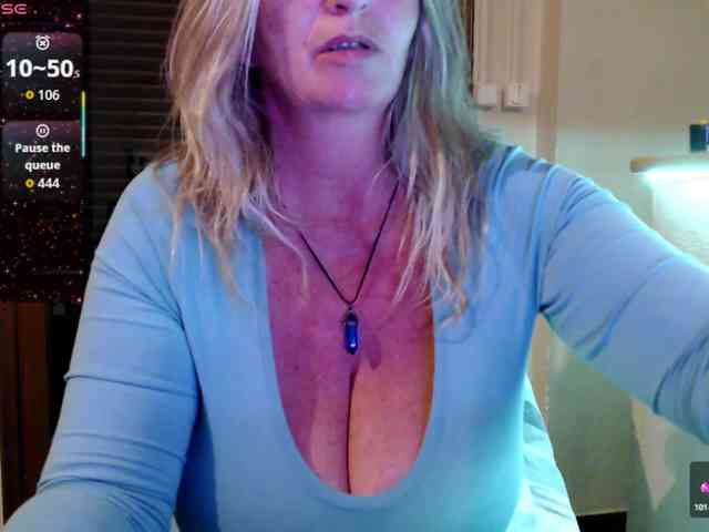 JennaDeluxe JennaDeluxe