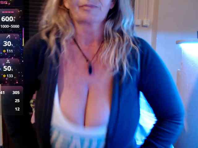 JennaDeluxe JennaDeluxe