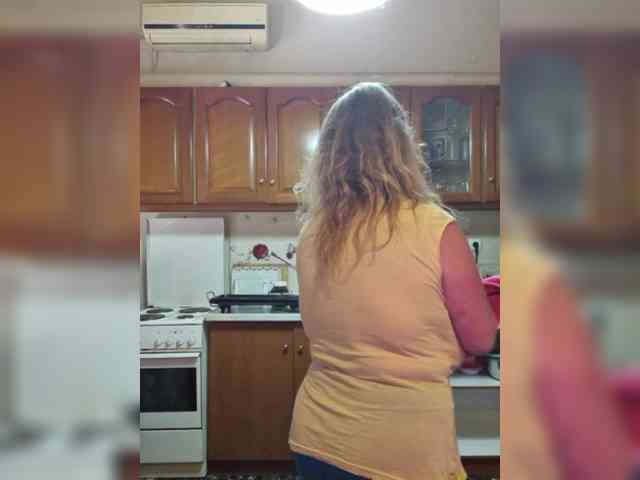 JennaDeluxe Live Webcam on BongaCams