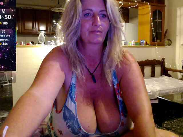 JennaDeluxe webcam