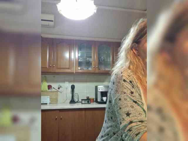 JennaDeluxe JennaDeluxe