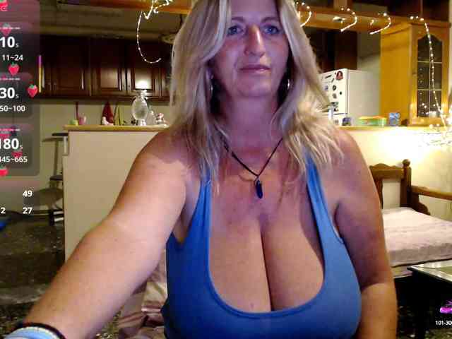 JennaDeluxe webcam