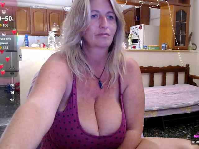 JennaDeluxe webcam