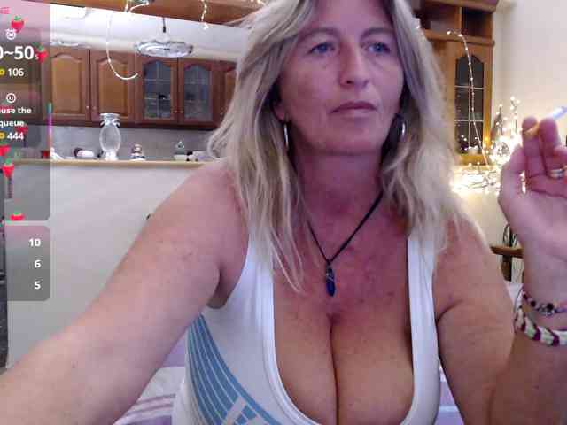 JennaDeluxe webcam