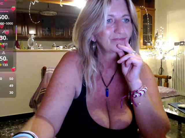 JennaDeluxe webcam