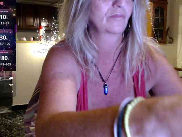 JennaDeluxe webcam
