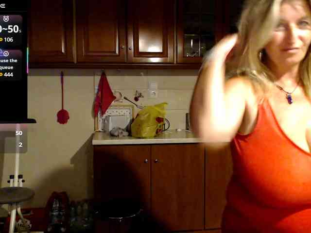 Модель: JennaDeluxe