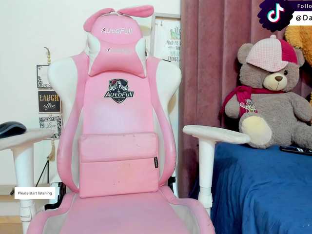 dannascott26 webcam bongacams model stream image