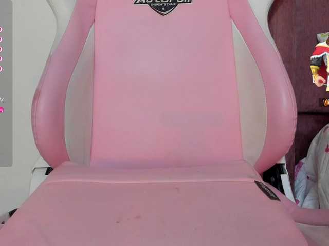 dannascott26 live cam profile