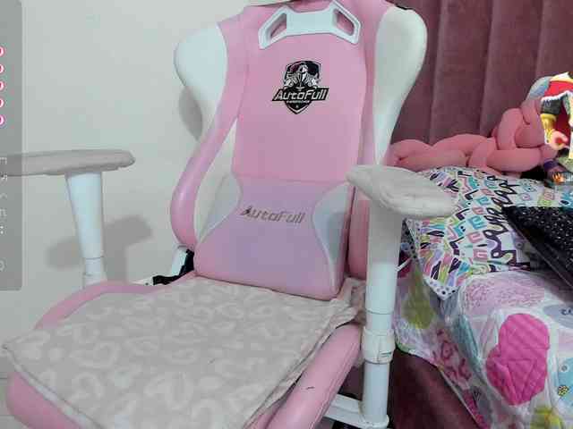 dannascott26 Live Webcam on BongaCams