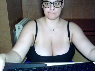 MoniqQuuen Porn Show