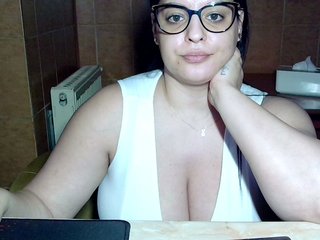 MoniqQuuen Porn Show