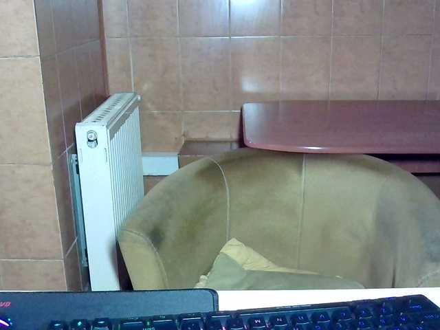 MoniqQuuen's BongaCams show and profile