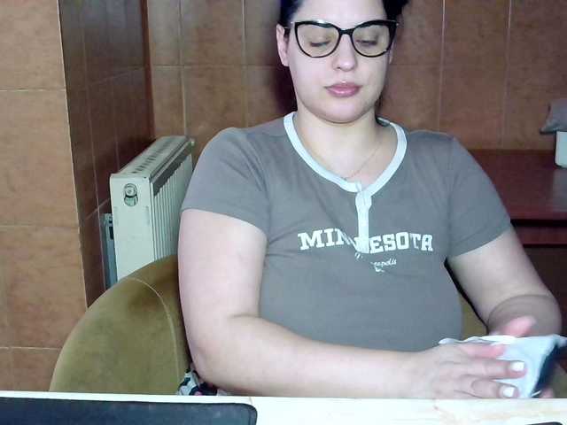 MoniqQuuen's BongaCams show and profile