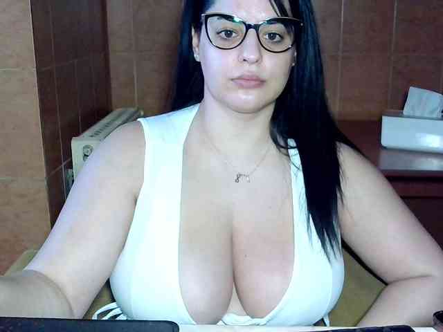 MoniqQuuen MoniqQuuen