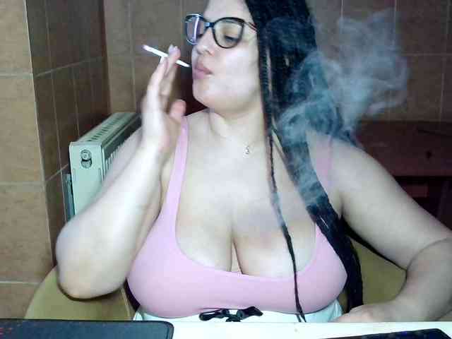 MoniqQuuen webcam
