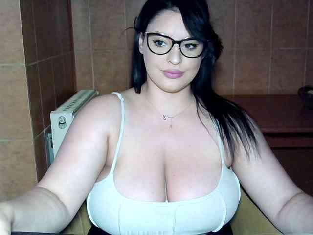 MoniqQuuen webcam