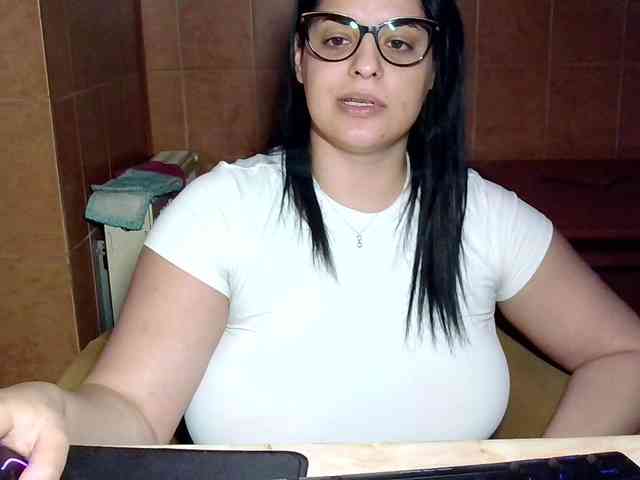 MoniqQuuen webcam