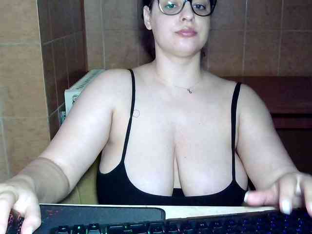MoniqQuuen webcam