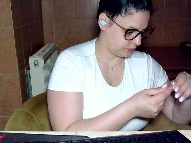 MoniqQuuen webcam