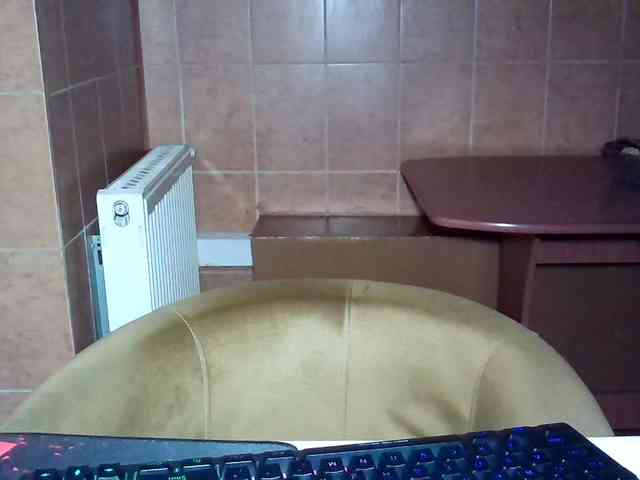 MoniqQuuen webcam