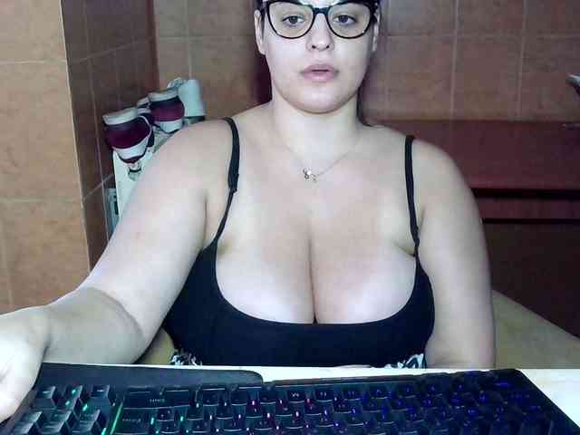MoniqQuuen webcam