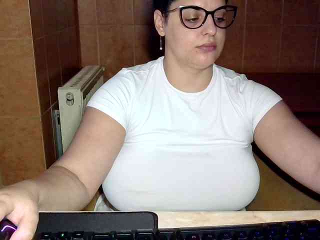 MoniqQuuen webcam