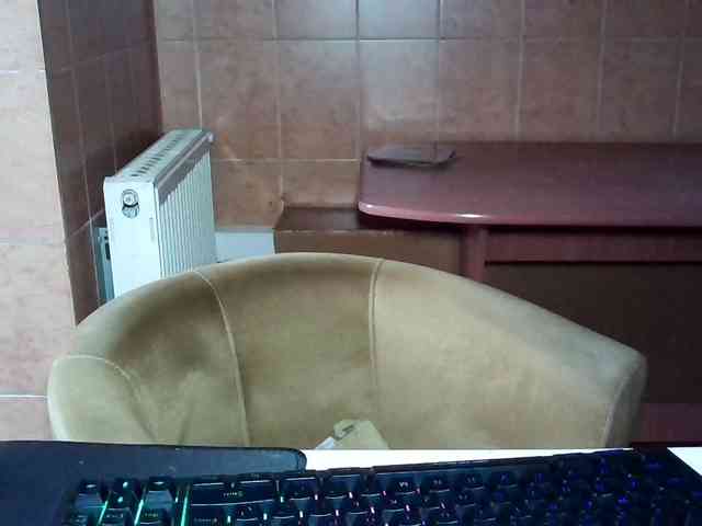 MoniqQuuen webcam