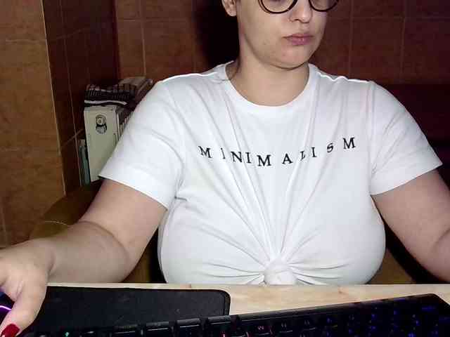 MoniqQuuen MoniqQuuen