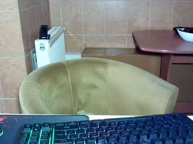 MoniqQuuen webcam