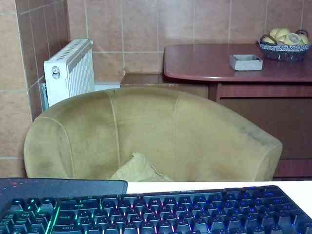 MoniqQuuen webcam